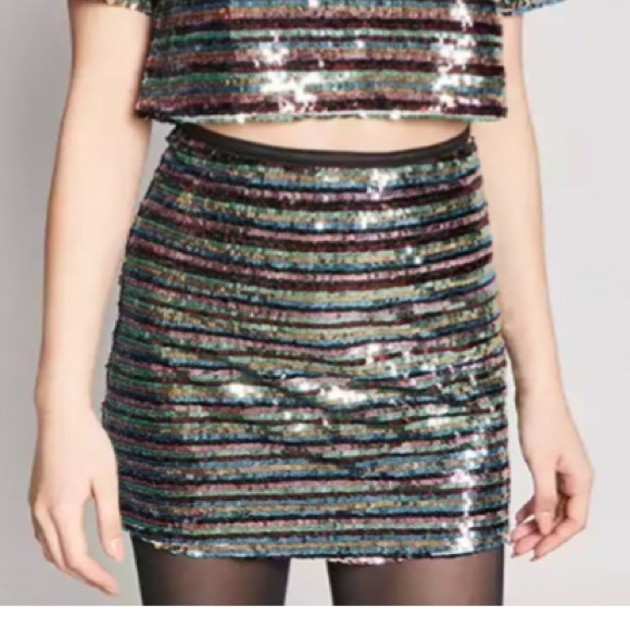 Sequin Skirt - Picture 1 of 5